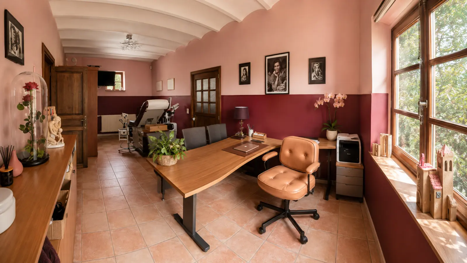 Salle de consultation du cabinet privé du Dr Isabelle Van Wuytswinkel à Beaumont