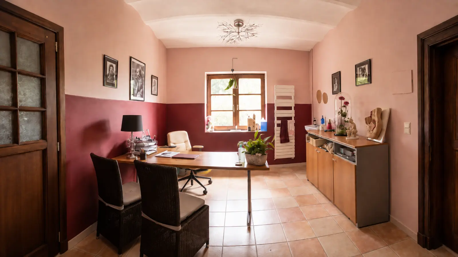 Intérieur du cabinet privé de gynécologie à Thirimont, Beaumont